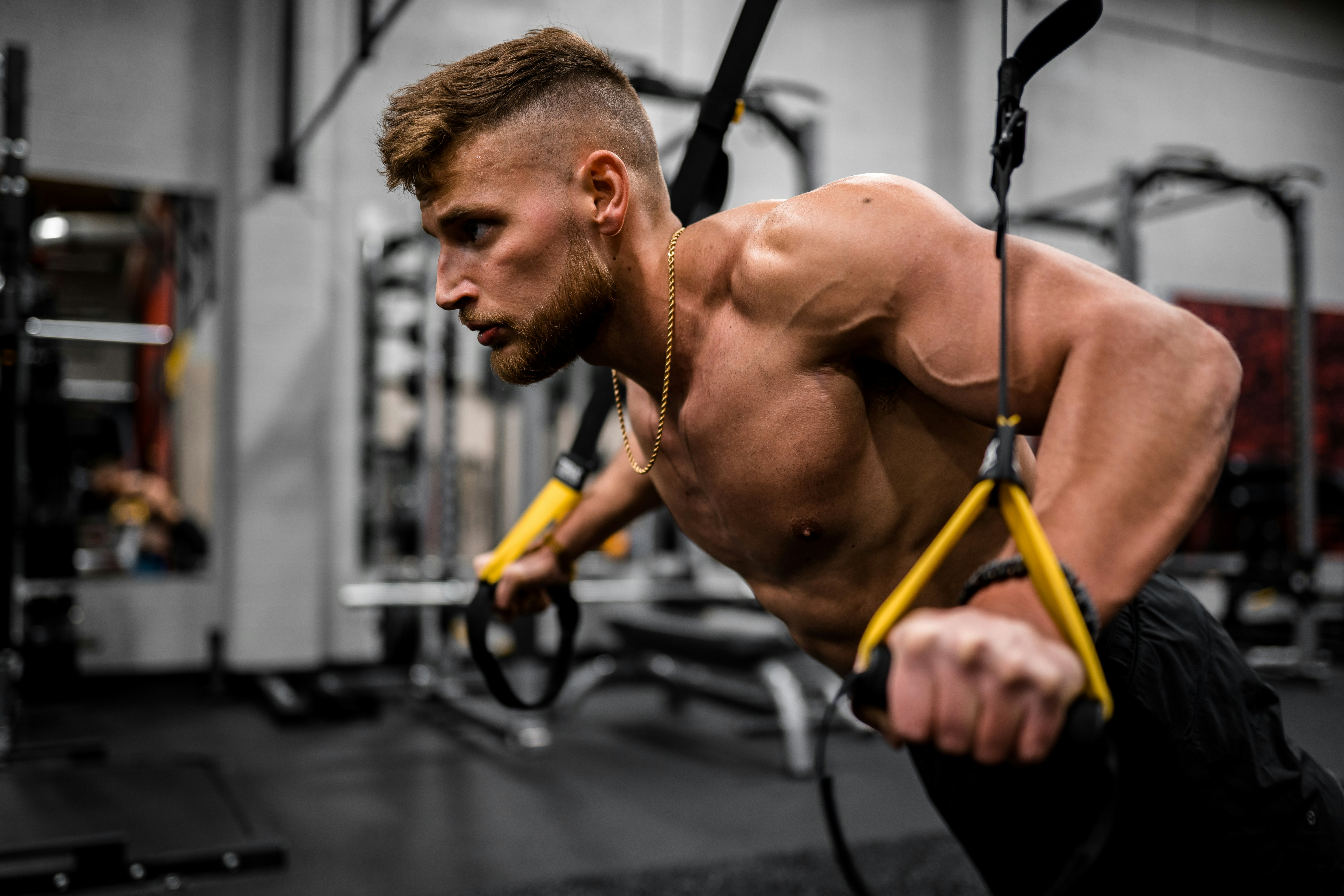 Best Chest Exercises: Anatomy, Muscle Targeting & Workouts